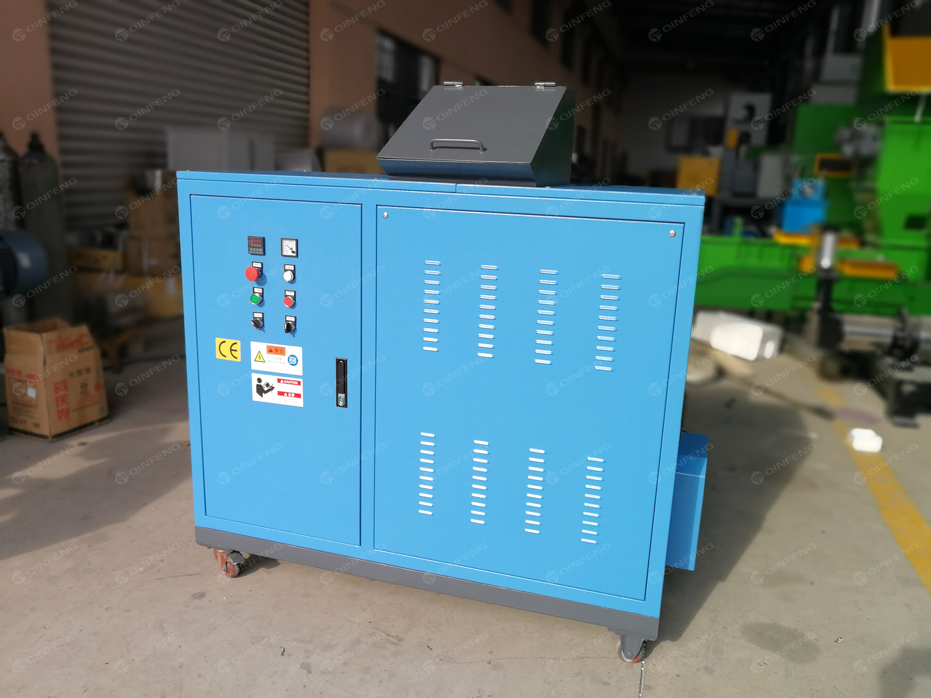 秦風(fēng)塑料熱熔機：小巧機器，大力減塑